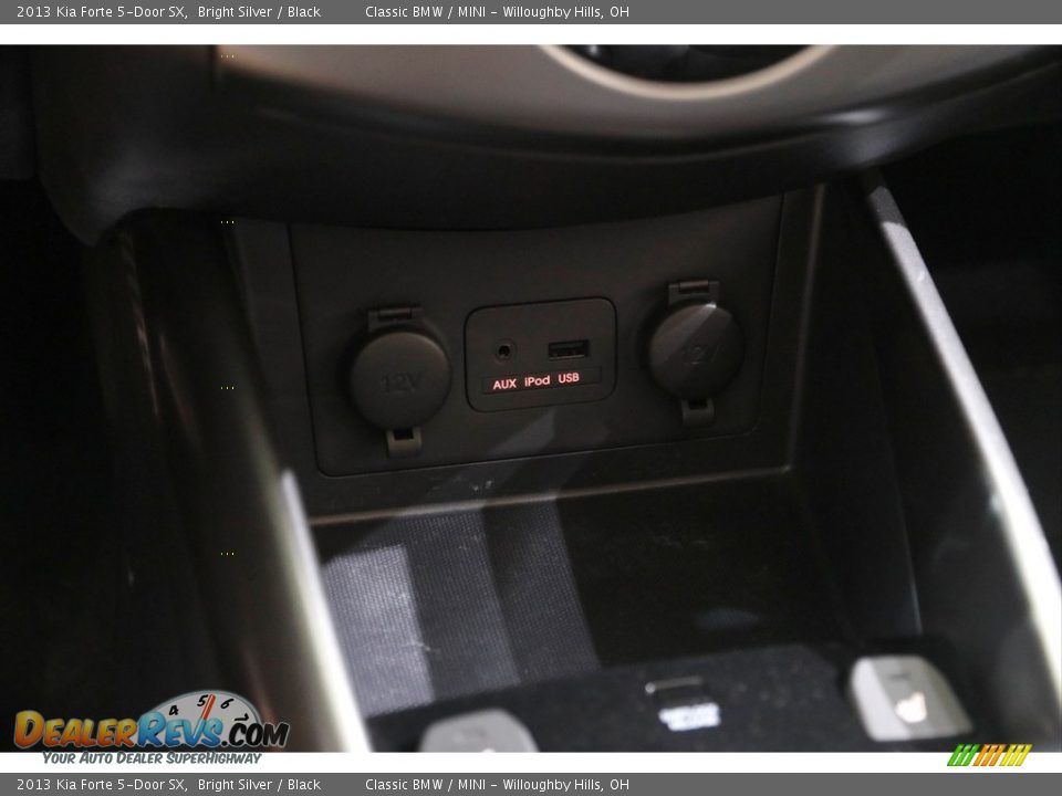 2013 Kia Forte 5-Door SX Bright Silver / Black Photo #11
