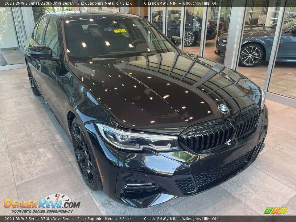 2021 BMW 3 Series 330i xDrive Sedan Black Sapphire Metallic / Black Photo #1