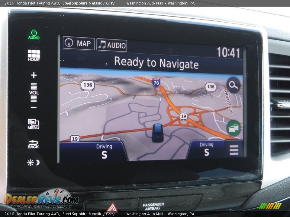 Navigation of 2016 Honda Pilot Touring AWD Photo #17