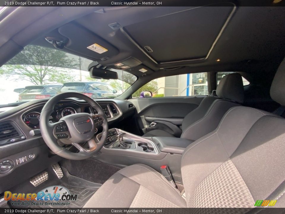Front Seat of 2019 Dodge Challenger R/T Photo #3