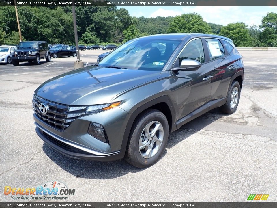 Front 3/4 View of 2022 Hyundai Tucson SE AWD Photo #5