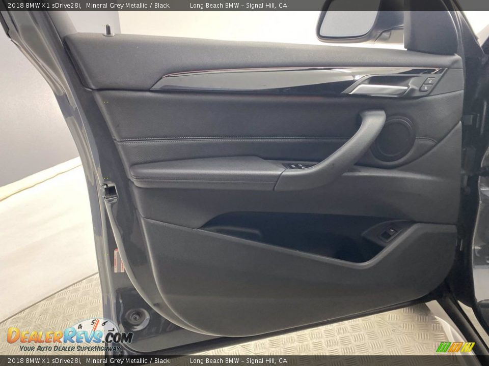 2018 BMW X1 sDrive28i Mineral Grey Metallic / Black Photo #13