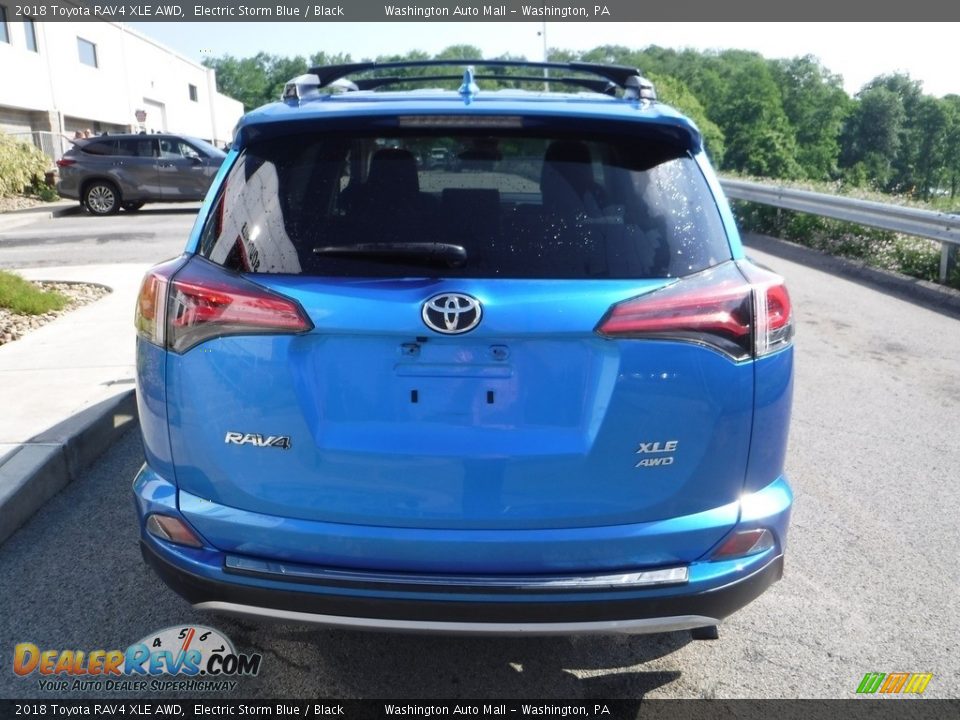 2018 Toyota RAV4 XLE AWD Electric Storm Blue / Black Photo #15