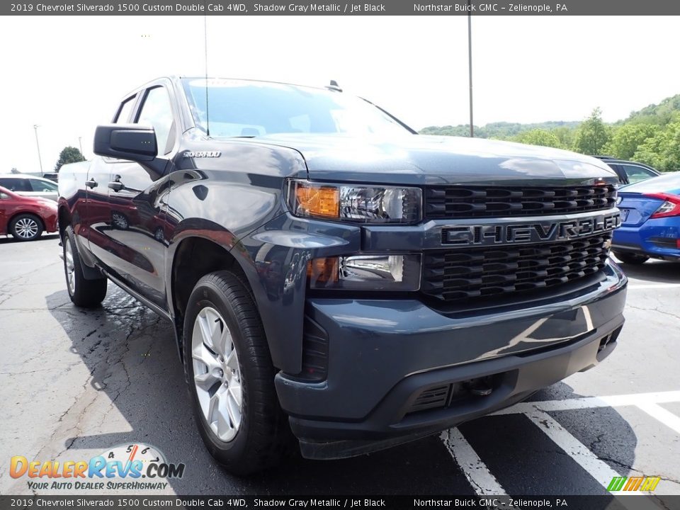 2019 Chevrolet Silverado 1500 Custom Double Cab 4WD Shadow Gray Metallic / Jet Black Photo #4