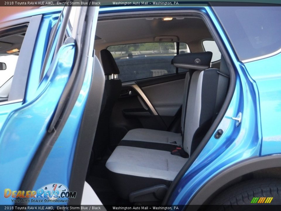 2018 Toyota RAV4 XLE AWD Electric Storm Blue / Black Photo #26