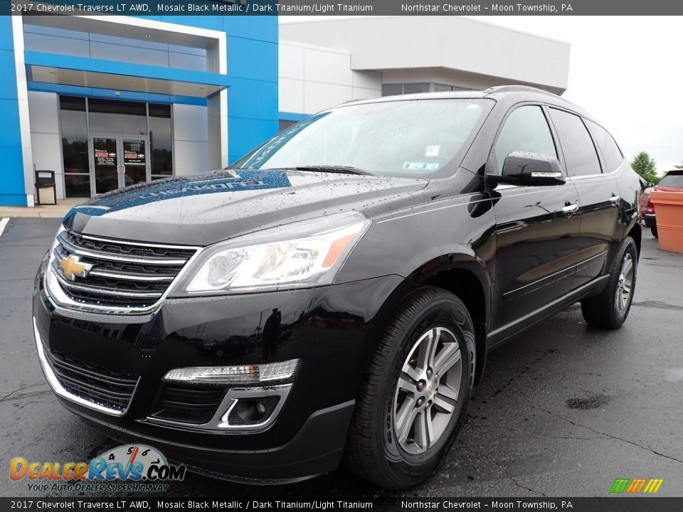 2017 Chevrolet Traverse LT AWD Mosaic Black Metallic / Dark Titanium/Light Titanium Photo #2