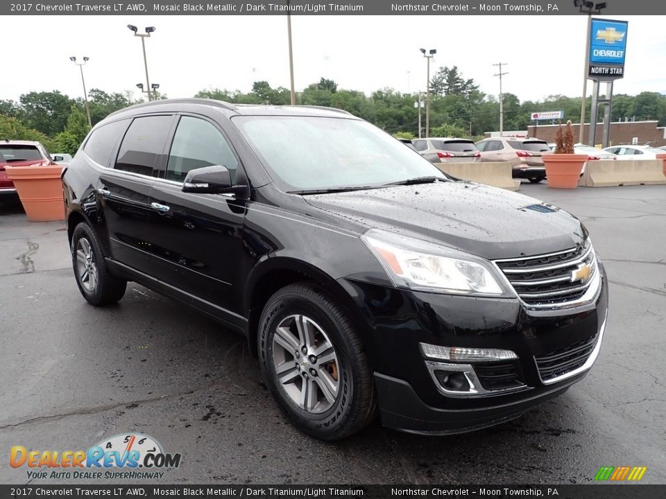 2017 Chevrolet Traverse LT AWD Mosaic Black Metallic / Dark Titanium/Light Titanium Photo #11