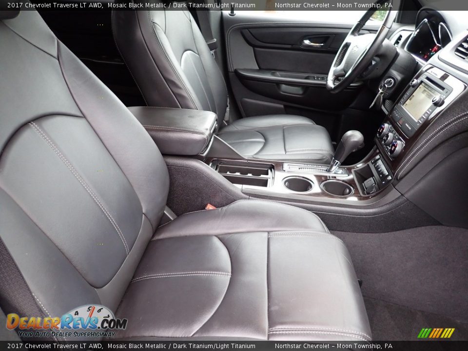 2017 Chevrolet Traverse LT AWD Mosaic Black Metallic / Dark Titanium/Light Titanium Photo #15