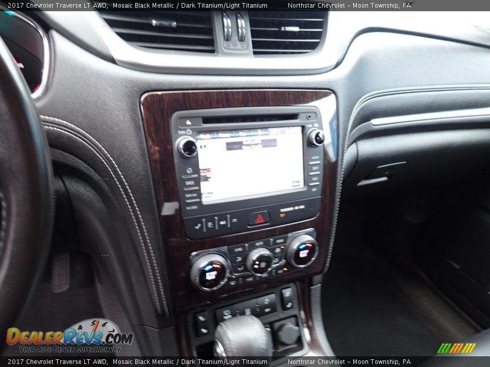 2017 Chevrolet Traverse LT AWD Mosaic Black Metallic / Dark Titanium/Light Titanium Photo #27