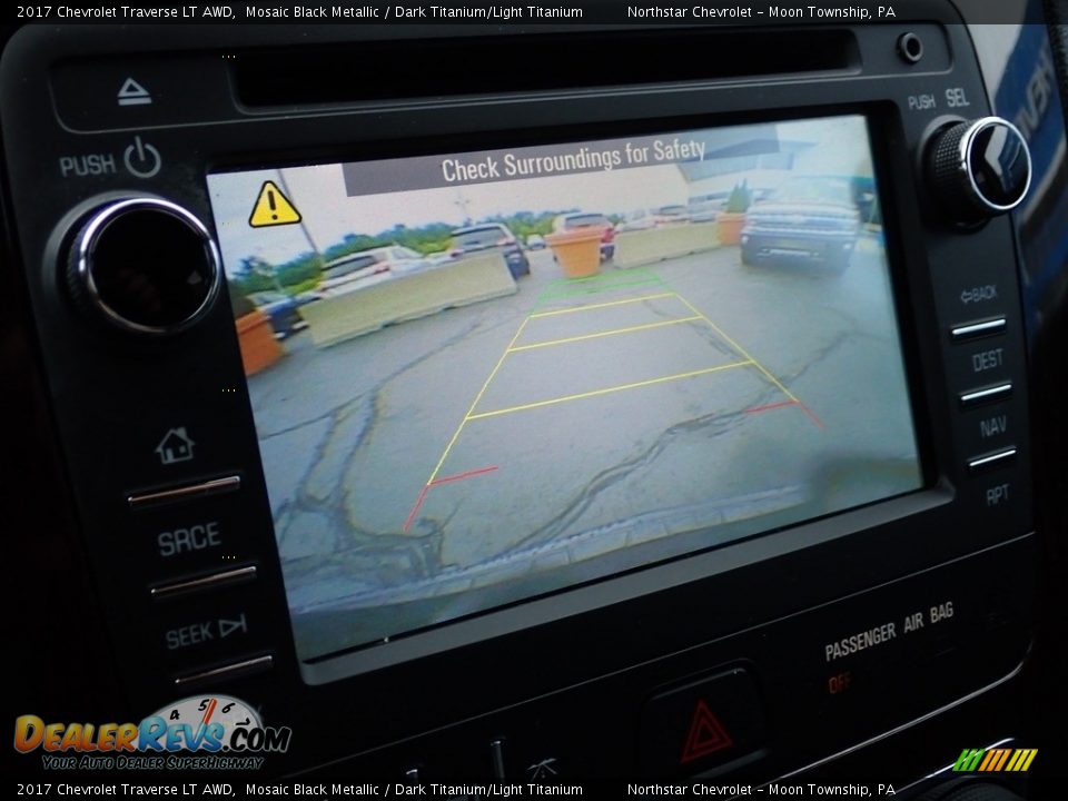 2017 Chevrolet Traverse LT AWD Mosaic Black Metallic / Dark Titanium/Light Titanium Photo #30