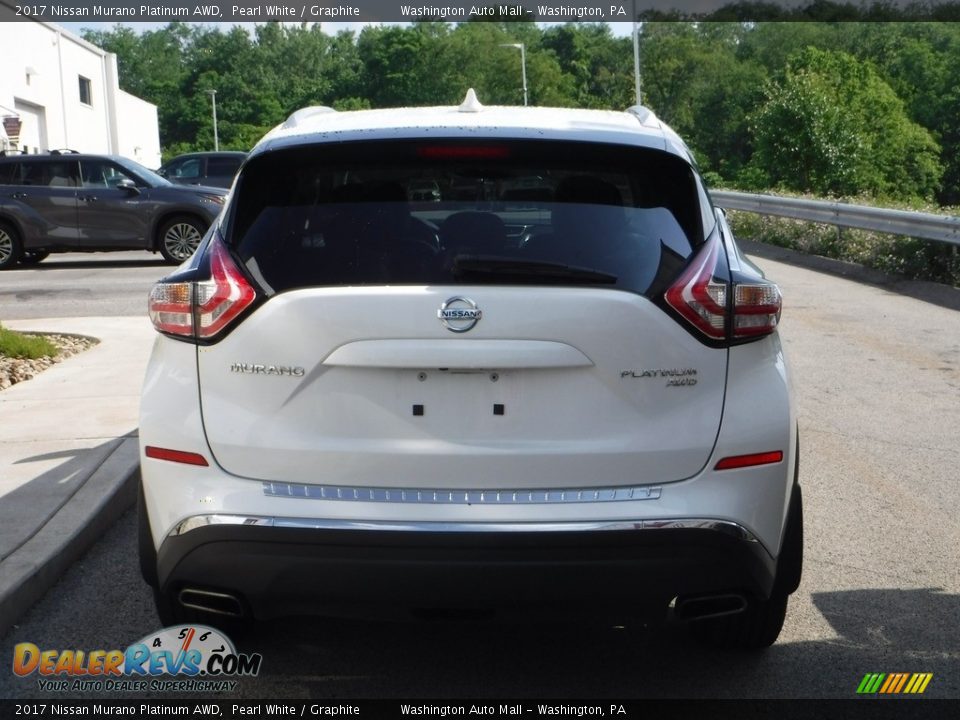 2017 Nissan Murano Platinum AWD Pearl White / Graphite Photo #16