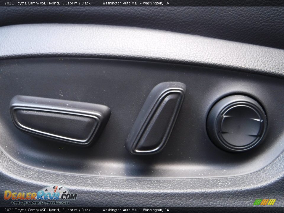 Controls of 2021 Toyota Camry XSE Hybrid Photo #20