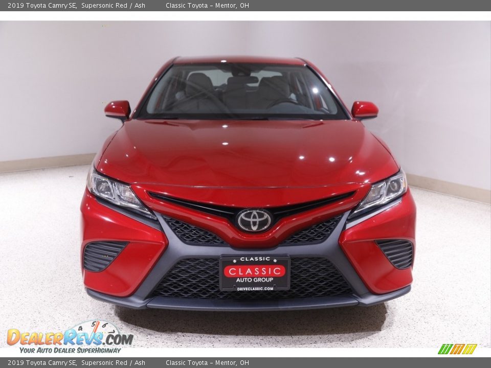 2019 Toyota Camry SE Supersonic Red / Ash Photo #2