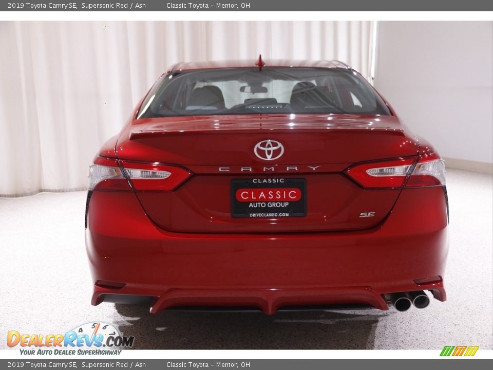 2019 Toyota Camry SE Supersonic Red / Ash Photo #16