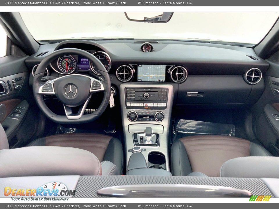 Dashboard of 2018 Mercedes-Benz SLC 43 AMG Roadster Photo #15