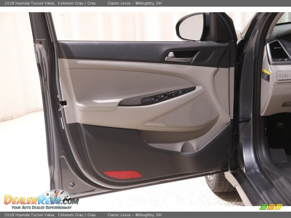 Door Panel of 2018 Hyundai Tucson Value Photo #4