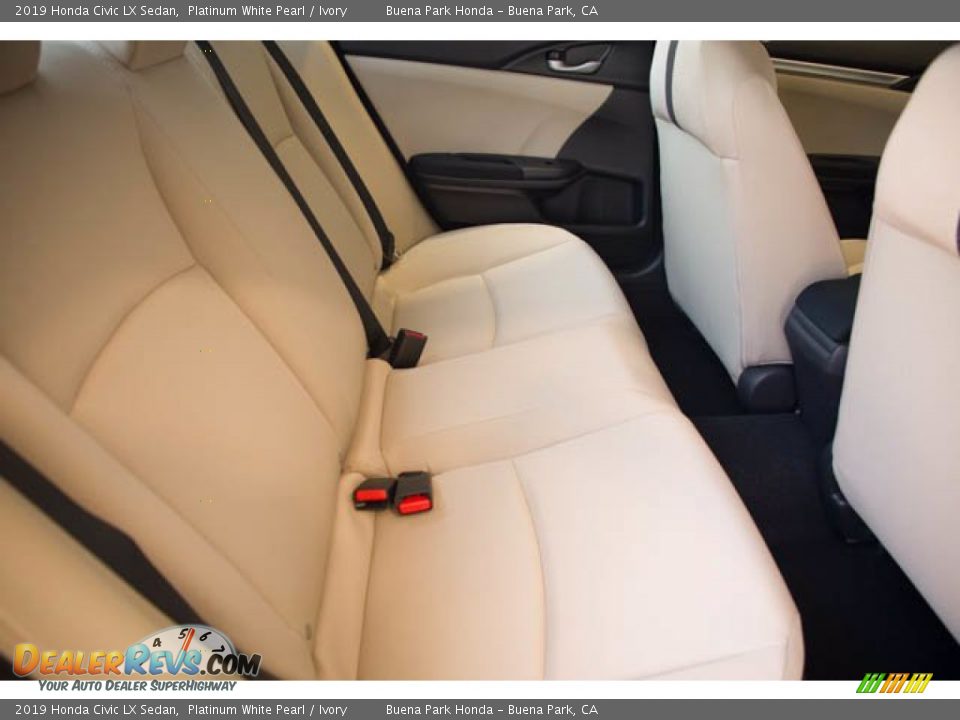 2019 Honda Civic LX Sedan Platinum White Pearl / Ivory Photo #21