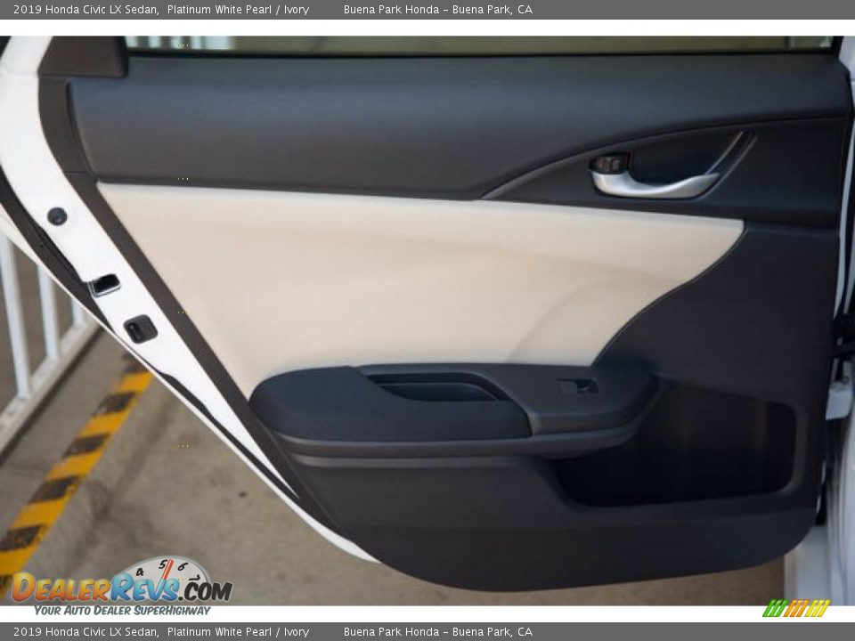 2019 Honda Civic LX Sedan Platinum White Pearl / Ivory Photo #31