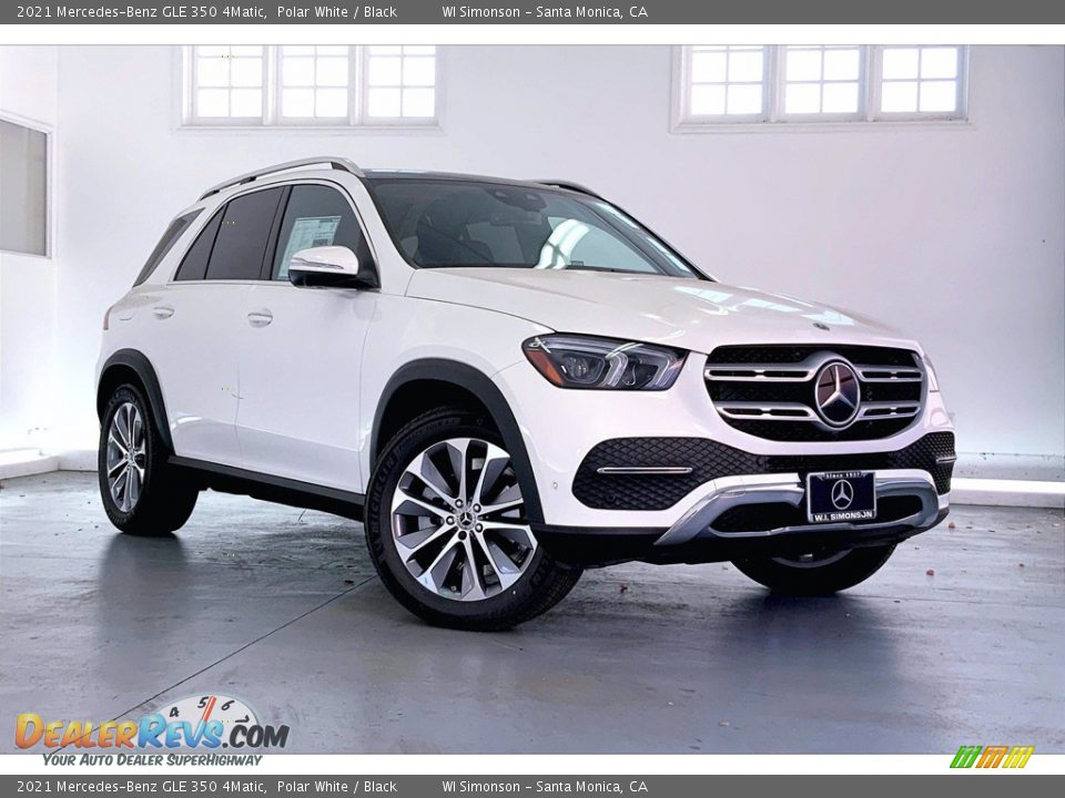 Front 3/4 View of 2021 Mercedes-Benz GLE 350 4Matic Photo #12