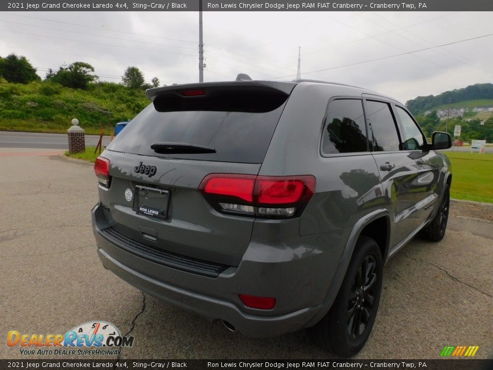 2021 Jeep Grand Cherokee Laredo 4x4 Sting-Gray / Black Photo #5