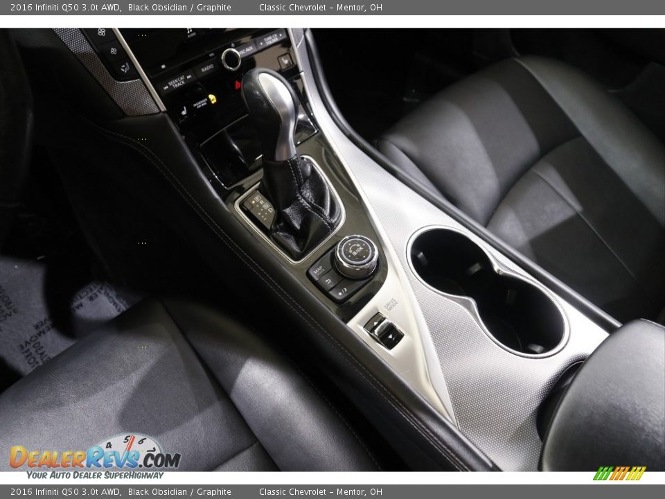 2016 Infiniti Q50 3.0t AWD Shifter Photo #15