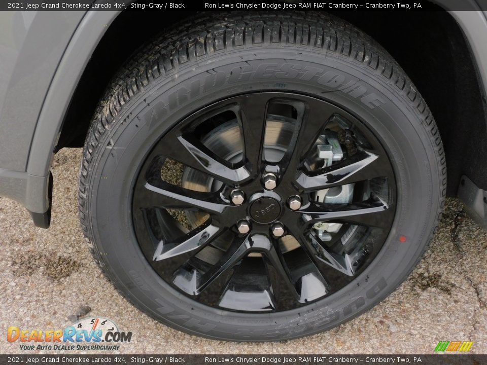2021 Jeep Grand Cherokee Laredo 4x4 Sting-Gray / Black Photo #10
