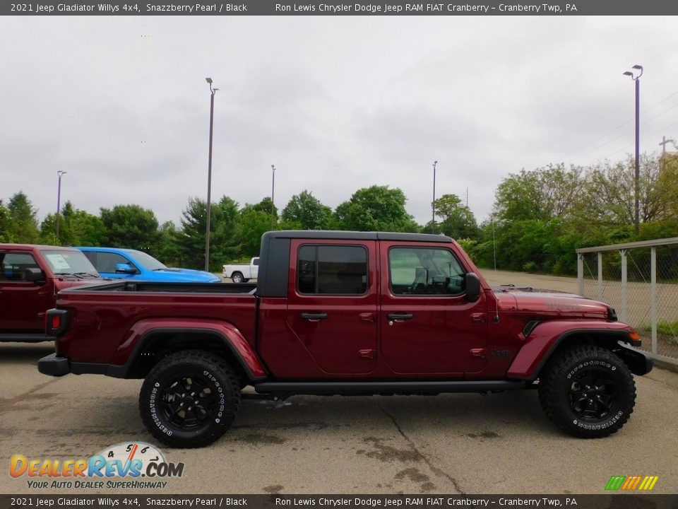 2021 Jeep Gladiator Willys 4x4 Snazzberry Pearl / Black Photo #4