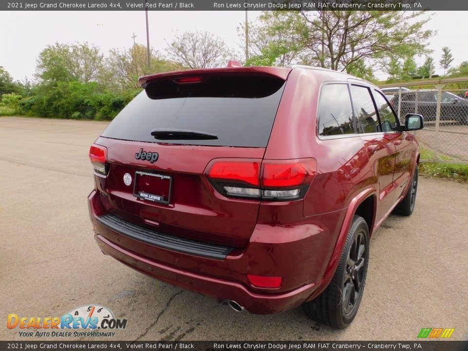 2021 Jeep Grand Cherokee Laredo 4x4 Velvet Red Pearl / Black Photo #5