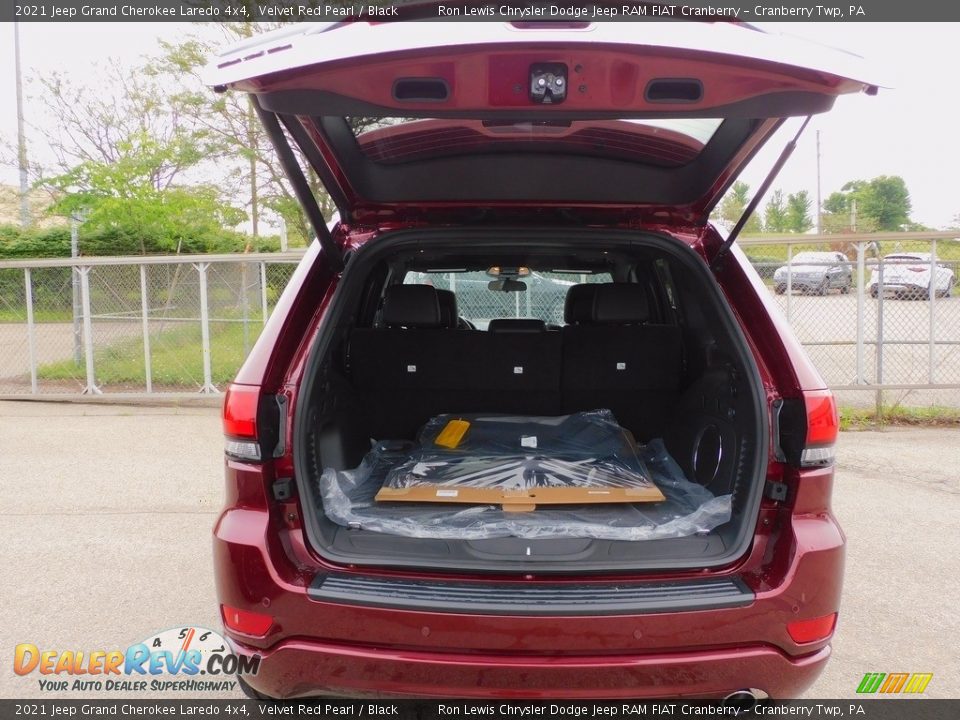 2021 Jeep Grand Cherokee Laredo 4x4 Velvet Red Pearl / Black Photo #7