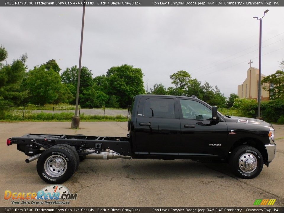 Black 2021 Ram 3500 Tradesman Crew Cab 4x4 Chassis Photo #4