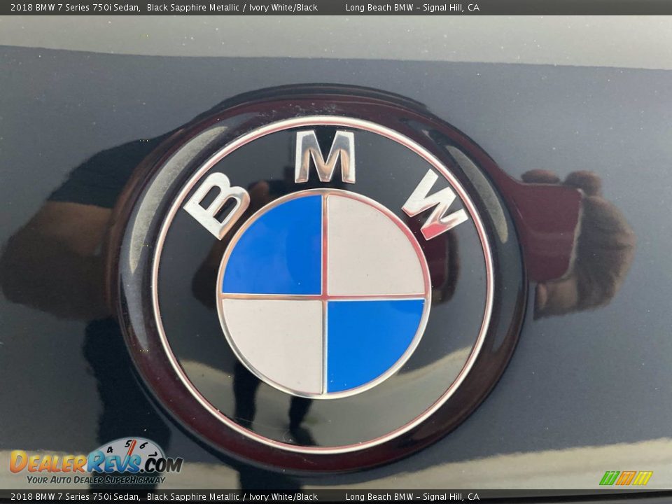 2018 BMW 7 Series 750i Sedan Black Sapphire Metallic / Ivory White/Black Photo #10