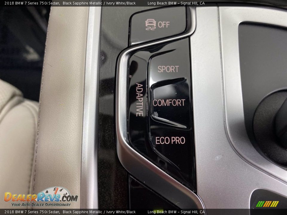 Controls of 2018 BMW 7 Series 750i Sedan Photo #28