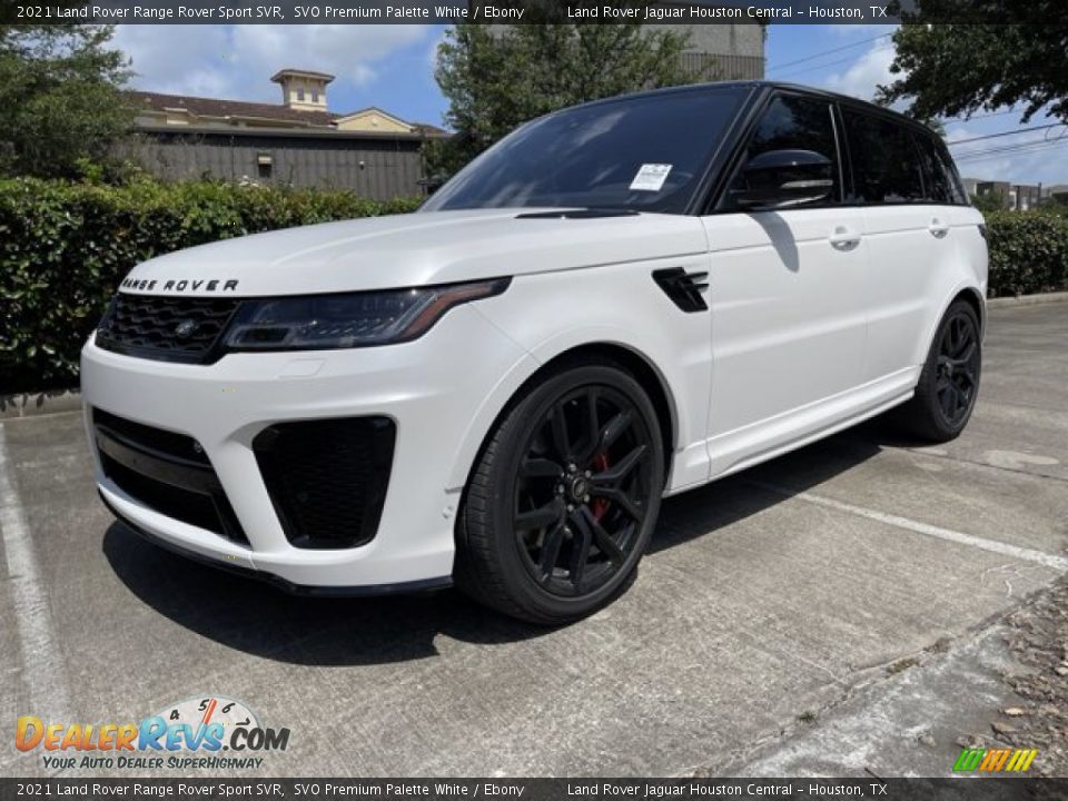 Front 3/4 View of 2021 Land Rover Range Rover Sport SVR Photo #1