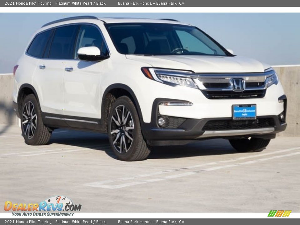 2021 Honda Pilot Touring Platinum White Pearl / Black Photo #1