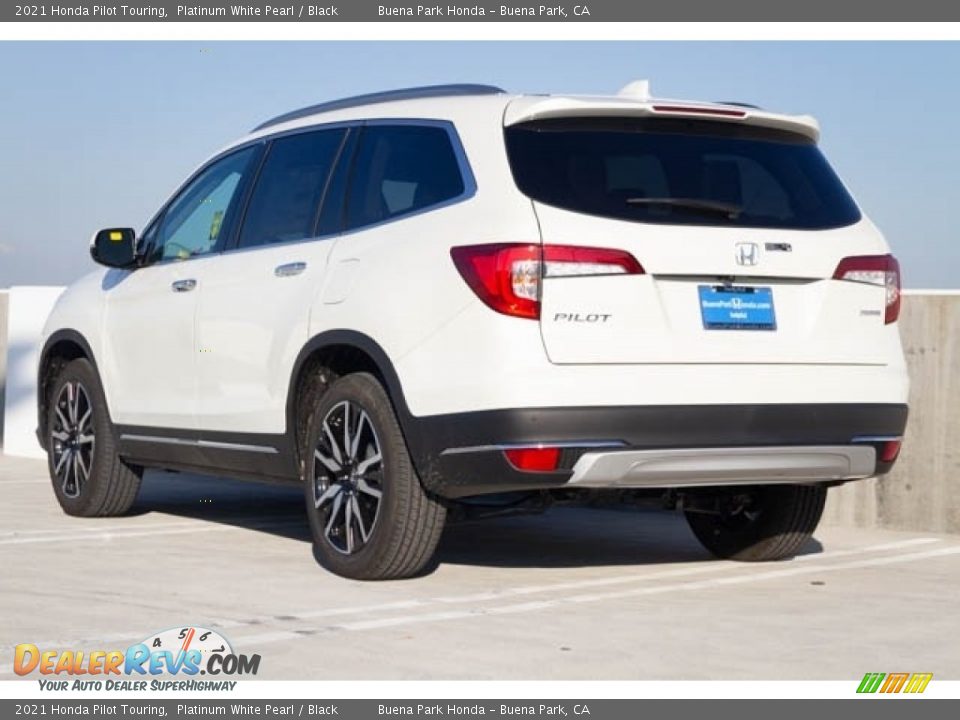 2021 Honda Pilot Touring Platinum White Pearl / Black Photo #2