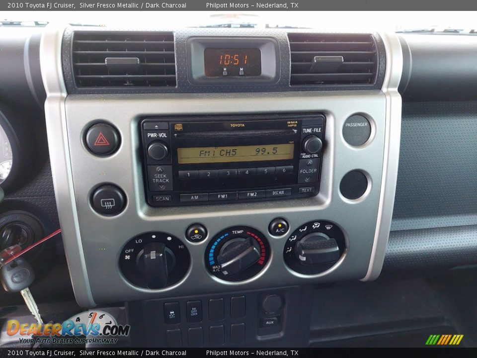 2010 Toyota FJ Cruiser Silver Fresco Metallic / Dark Charcoal Photo #16