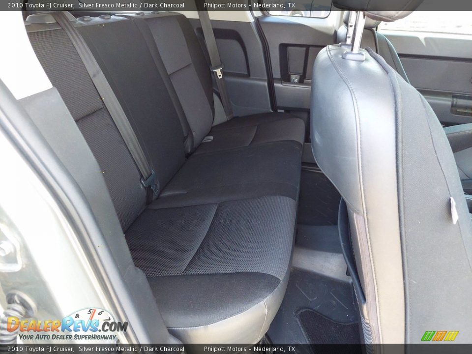 2010 Toyota FJ Cruiser Silver Fresco Metallic / Dark Charcoal Photo #22