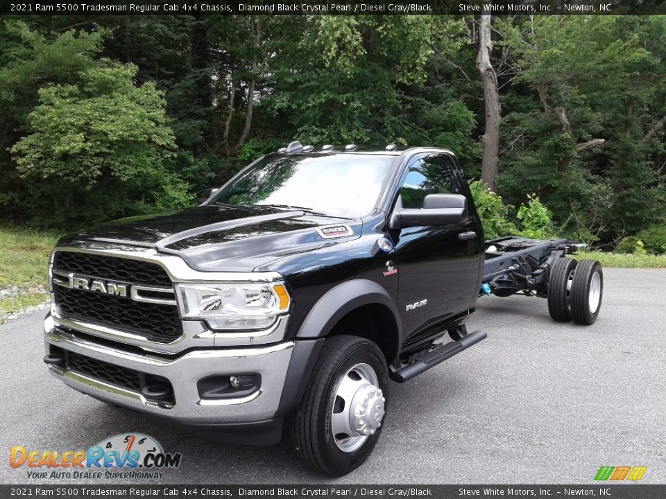 2021 Ram 5500 Tradesman Regular Cab 4x4 Chassis Diamond Black Crystal Pearl / Diesel Gray/Black Photo #2