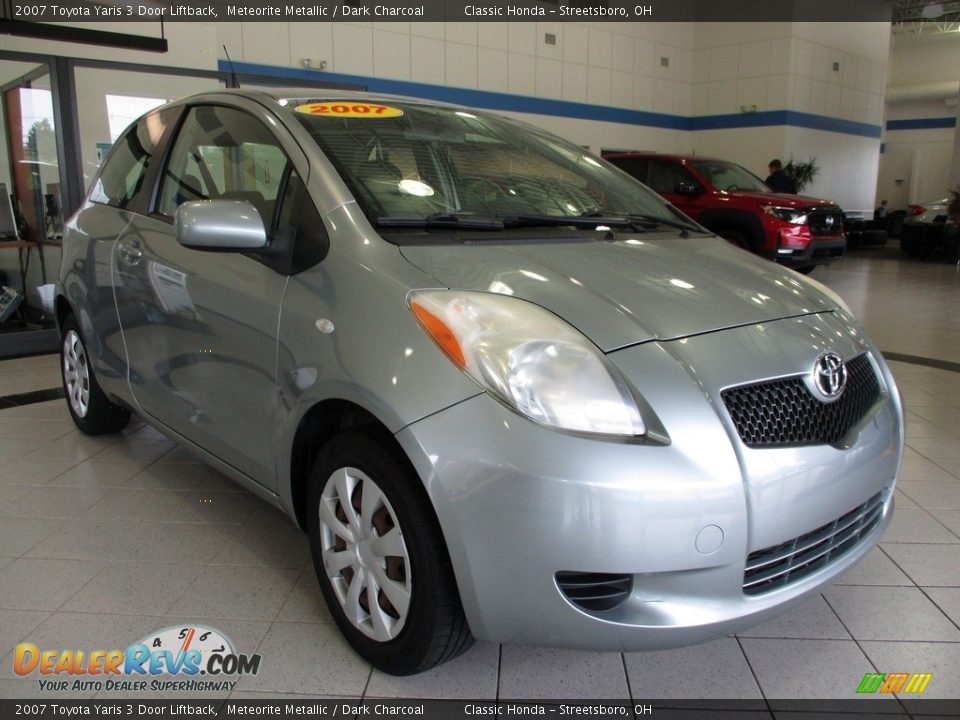 2007 Toyota Yaris 3 Door Liftback Meteorite Metallic / Dark Charcoal Photo #3