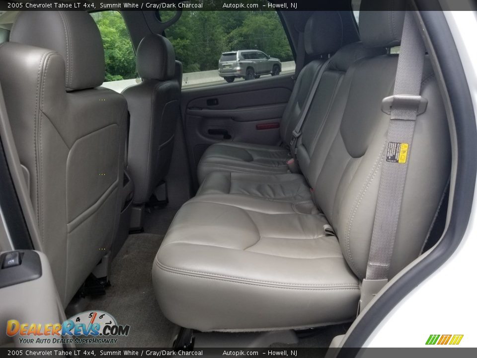 2005 Chevrolet Tahoe LT 4x4 Summit White / Gray/Dark Charcoal Photo #19