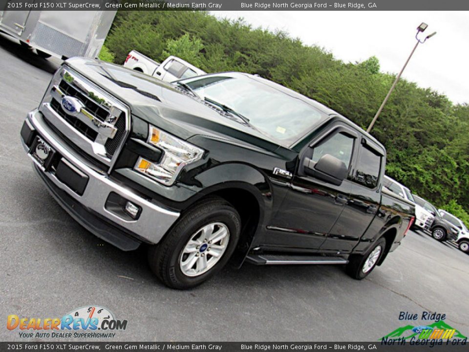 2015 Ford F150 XLT SuperCrew Green Gem Metallic / Medium Earth Gray Photo #25