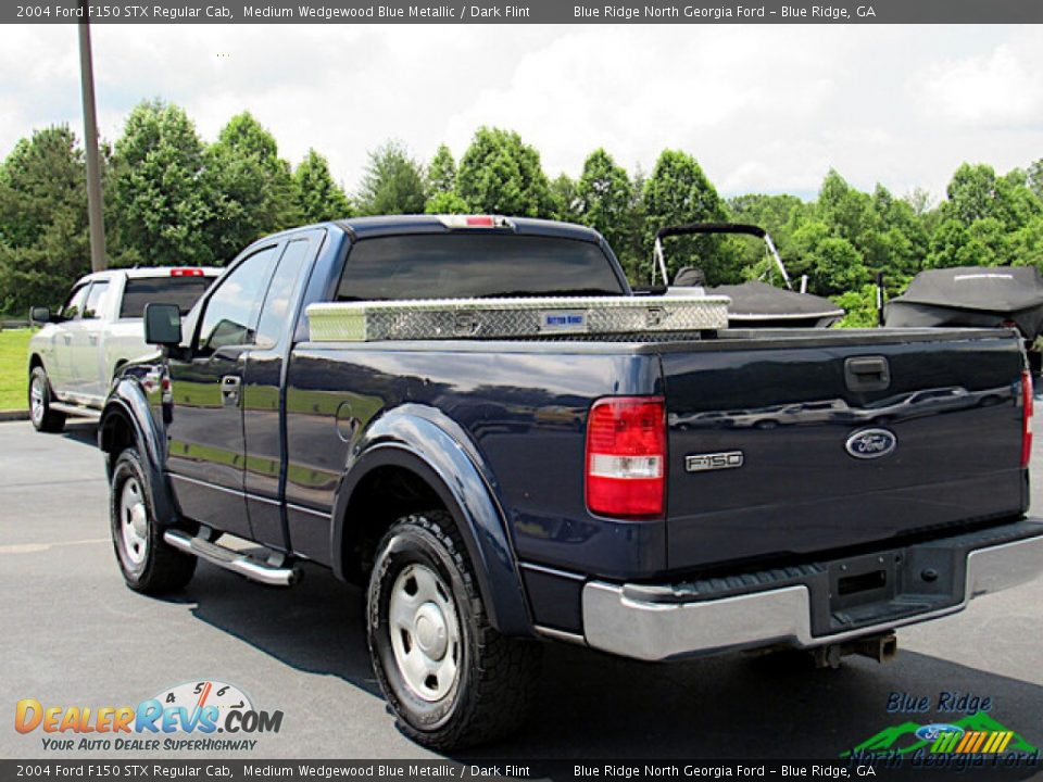 2004 Ford F150 STX Regular Cab Medium Wedgewood Blue Metallic / Dark Flint Photo #3