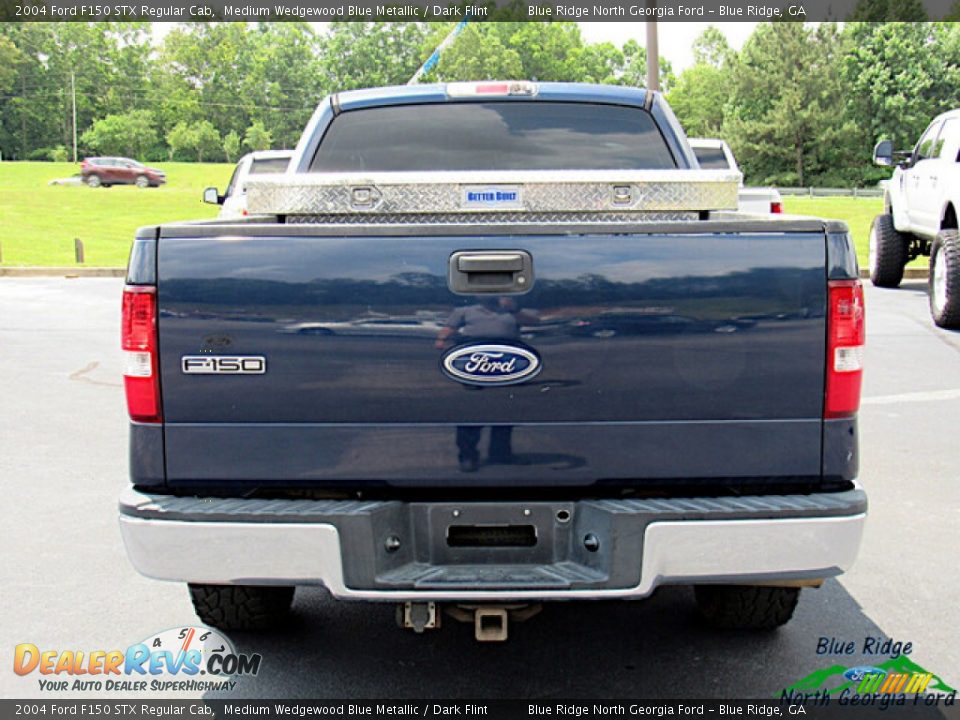 2004 Ford F150 STX Regular Cab Medium Wedgewood Blue Metallic / Dark Flint Photo #4