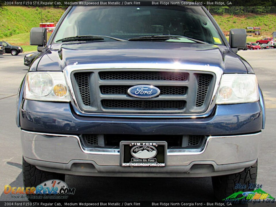 2004 Ford F150 STX Regular Cab Medium Wedgewood Blue Metallic / Dark Flint Photo #8