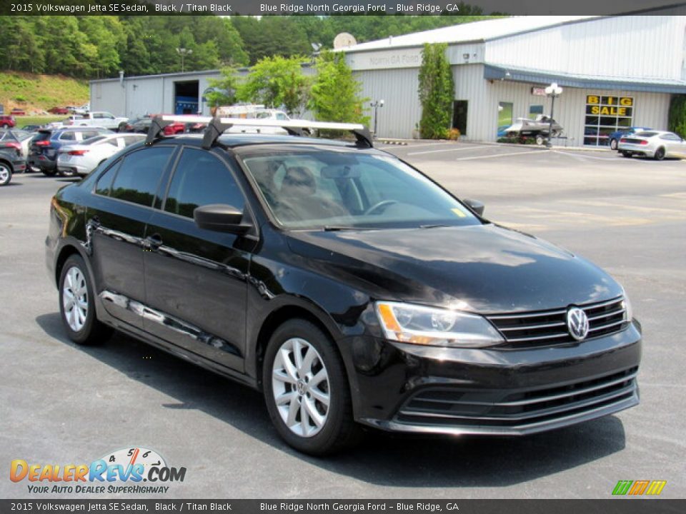 Front 3/4 View of 2015 Volkswagen Jetta SE Sedan Photo #7