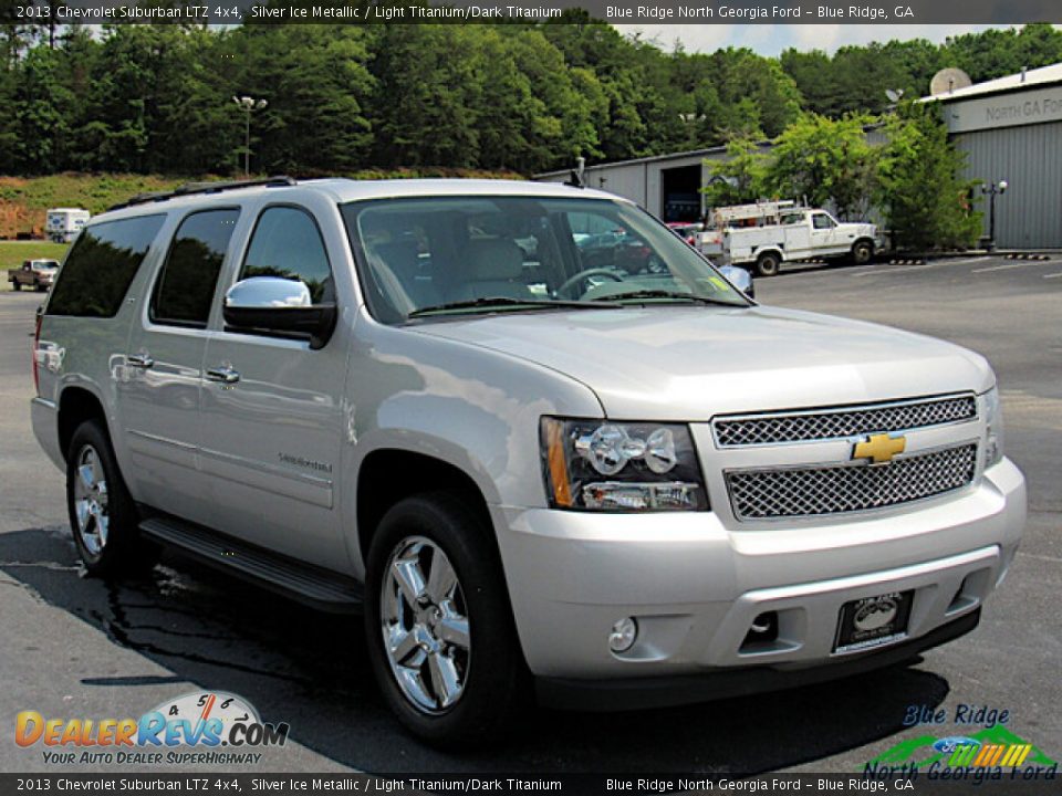 2013 Chevrolet Suburban LTZ 4x4 Silver Ice Metallic / Light Titanium/Dark Titanium Photo #7