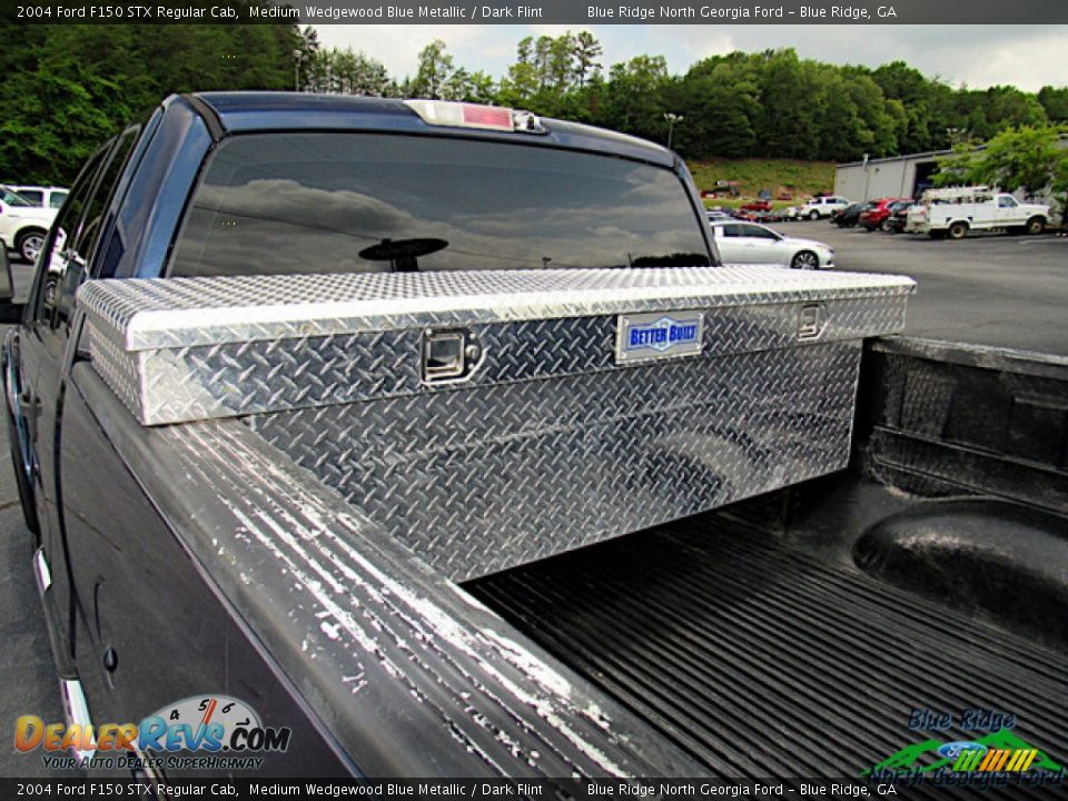 2004 Ford F150 STX Regular Cab Medium Wedgewood Blue Metallic / Dark Flint Photo #14