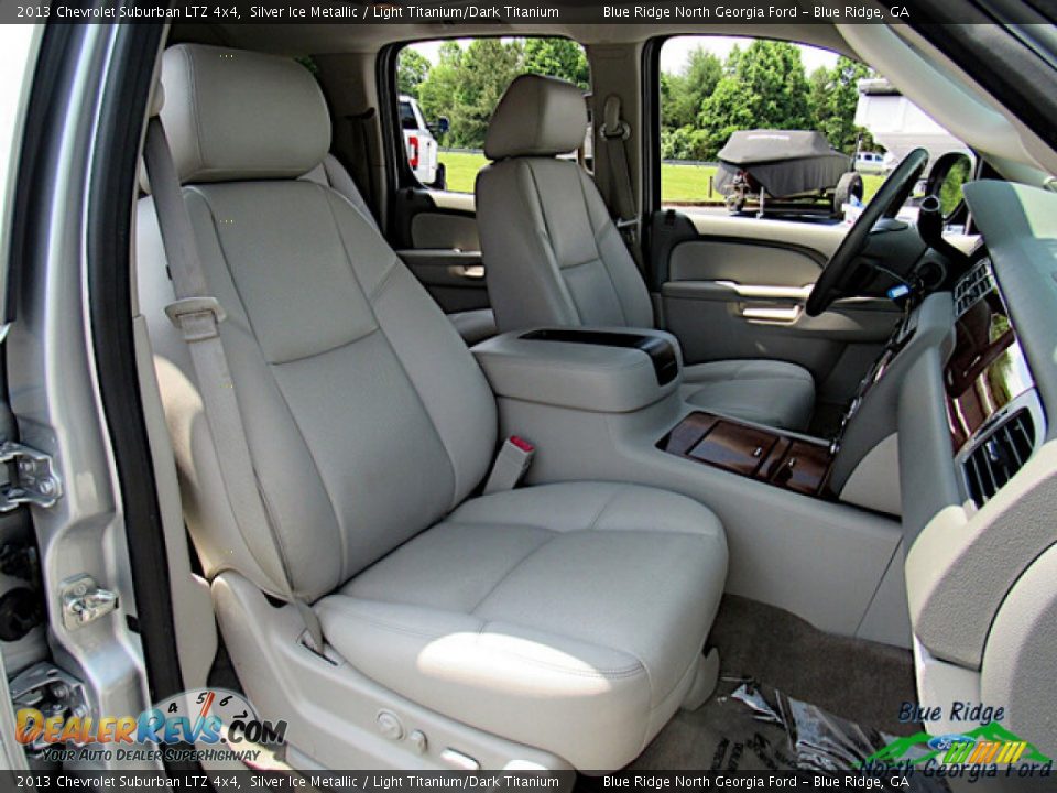 2013 Chevrolet Suburban LTZ 4x4 Silver Ice Metallic / Light Titanium/Dark Titanium Photo #12