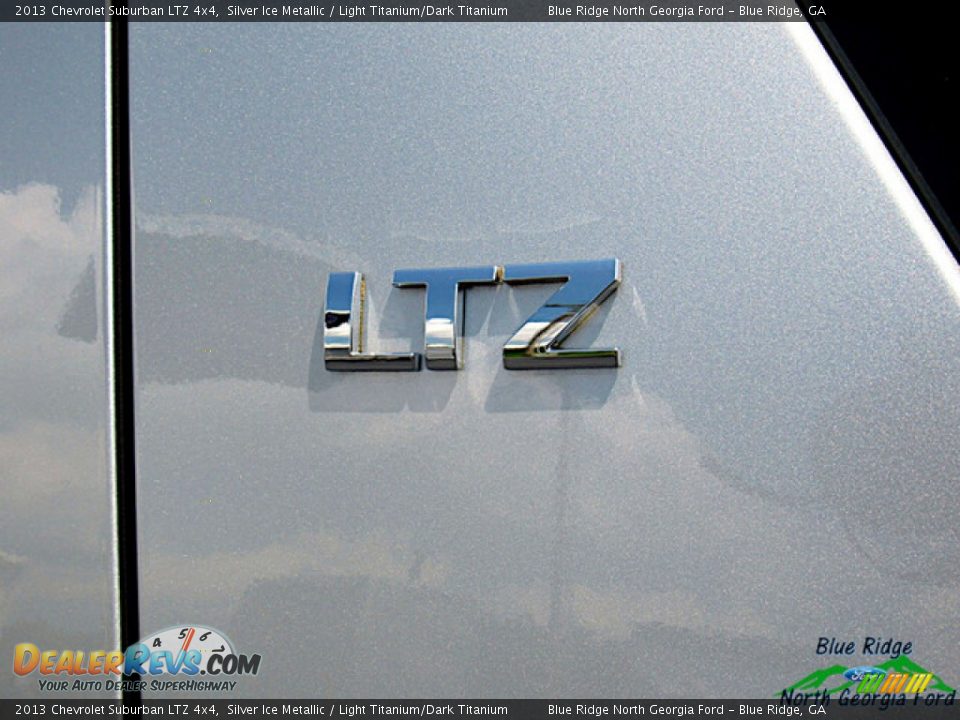 2013 Chevrolet Suburban LTZ 4x4 Silver Ice Metallic / Light Titanium/Dark Titanium Photo #33