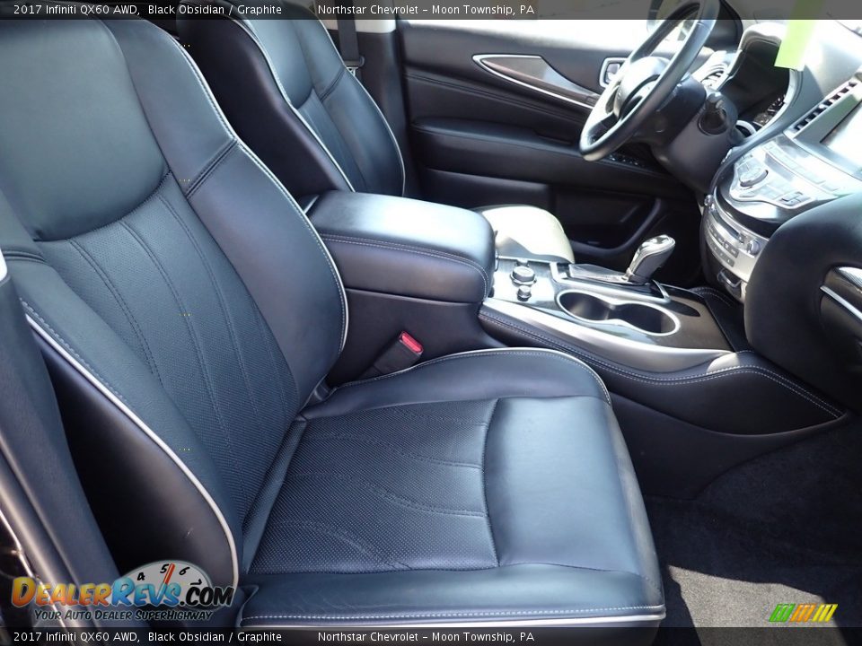 Front Seat of 2017 Infiniti QX60 AWD Photo #15